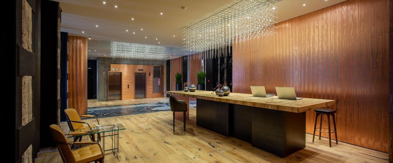 Hotel Warszawa Esterno foto The lobby of the hotel
