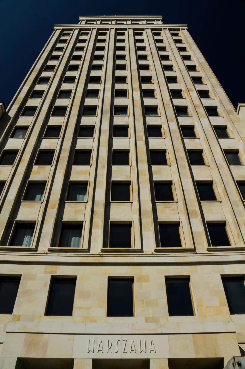 Hotel Warszawa Esterno foto The facade of the building