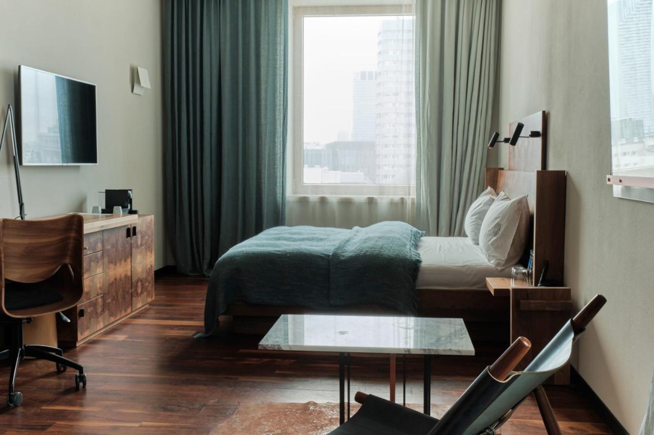 Hotel Warszawa Esterno foto A room at the Standard East Village